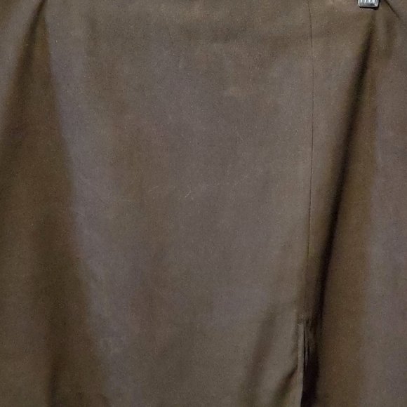 Soft Olive Skirt - Size 11 - Picture 2 of 5